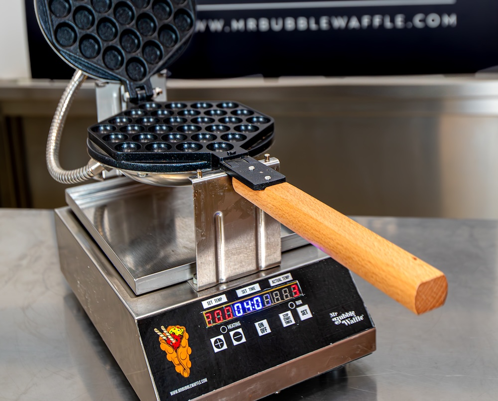 Piastra waffle con le bolle per locali